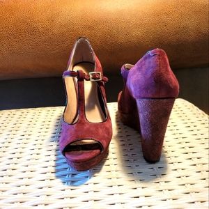 Vince Camuto suede shoes with wedge heels